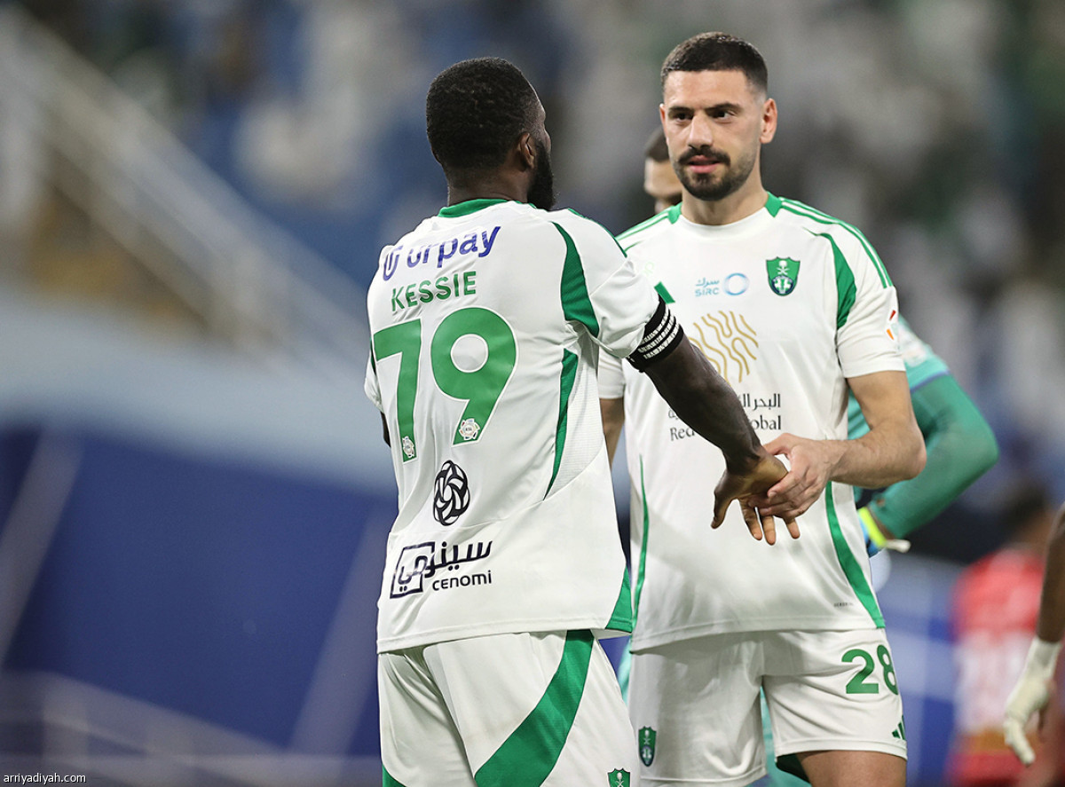 الأهلي ينتصر