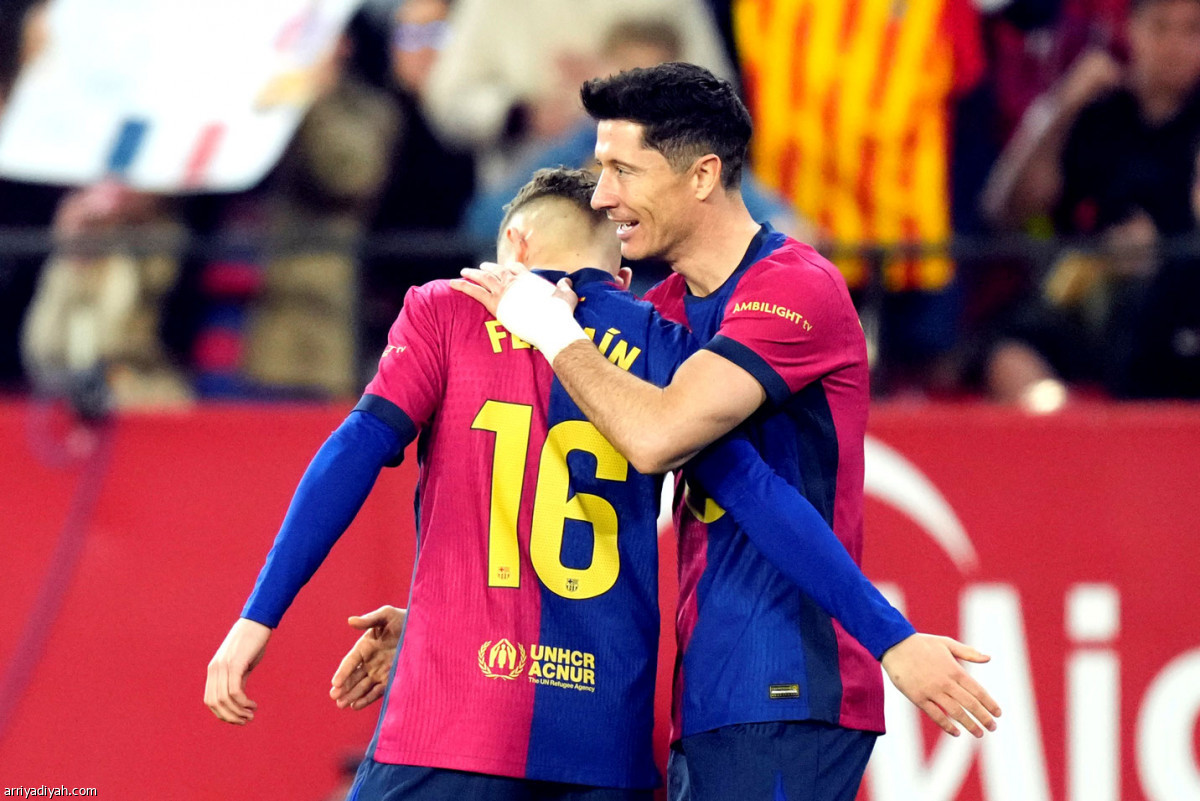 برشلونة يستعرض