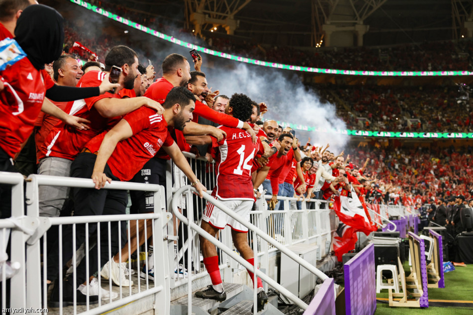 الأهلي يتجاوز
البطل التاريخي